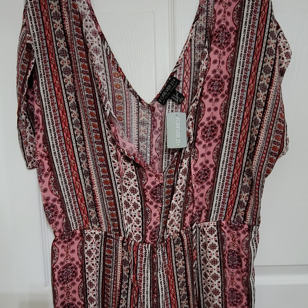 Romper - Picture 2 of 2